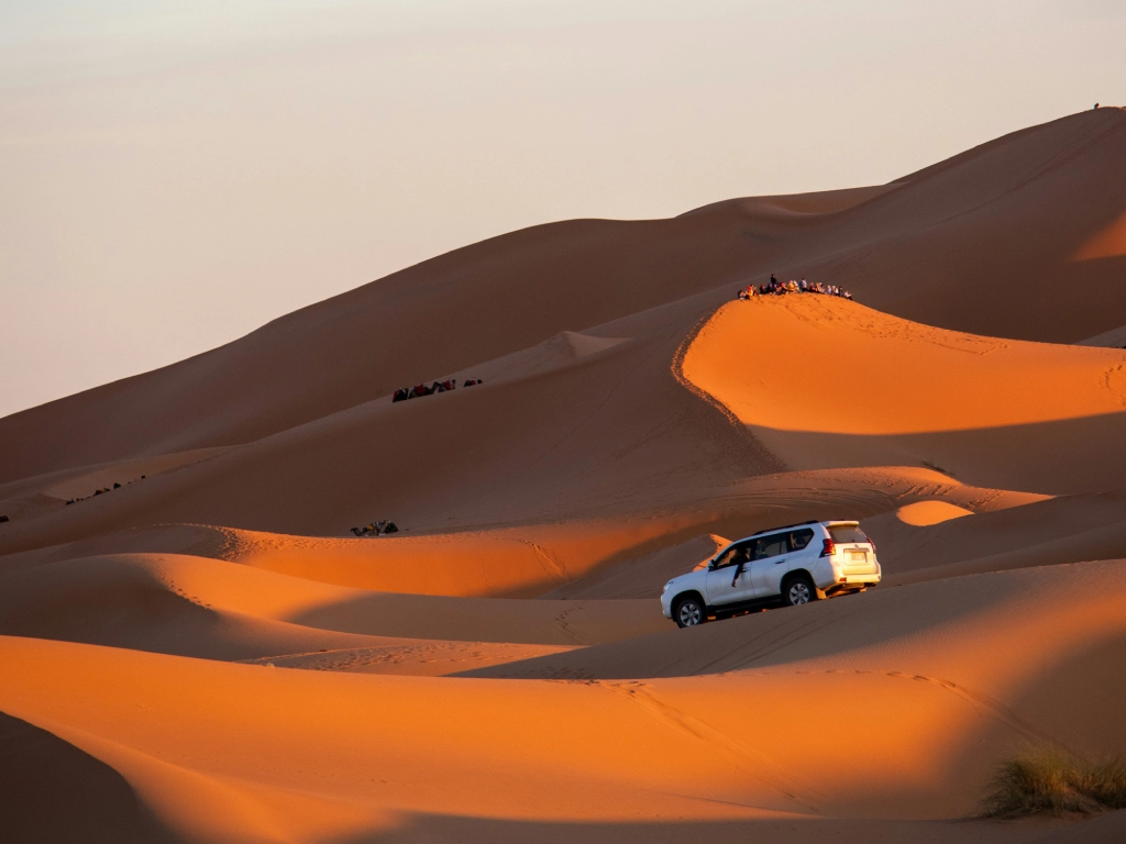 Luxury 4x4 vehicle for private 3 day desert tour from Marrakech